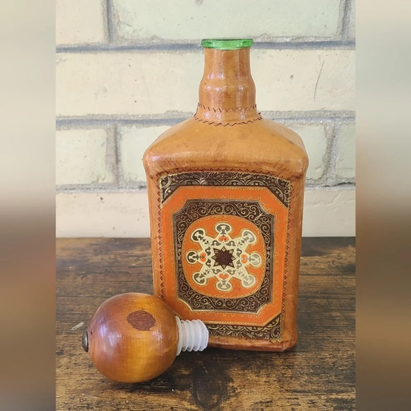 Vintage Leather Wrapped Decanter - Picture 8 of 8